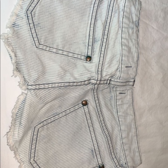 Free People Jean Shorts - Picture 2 of 2